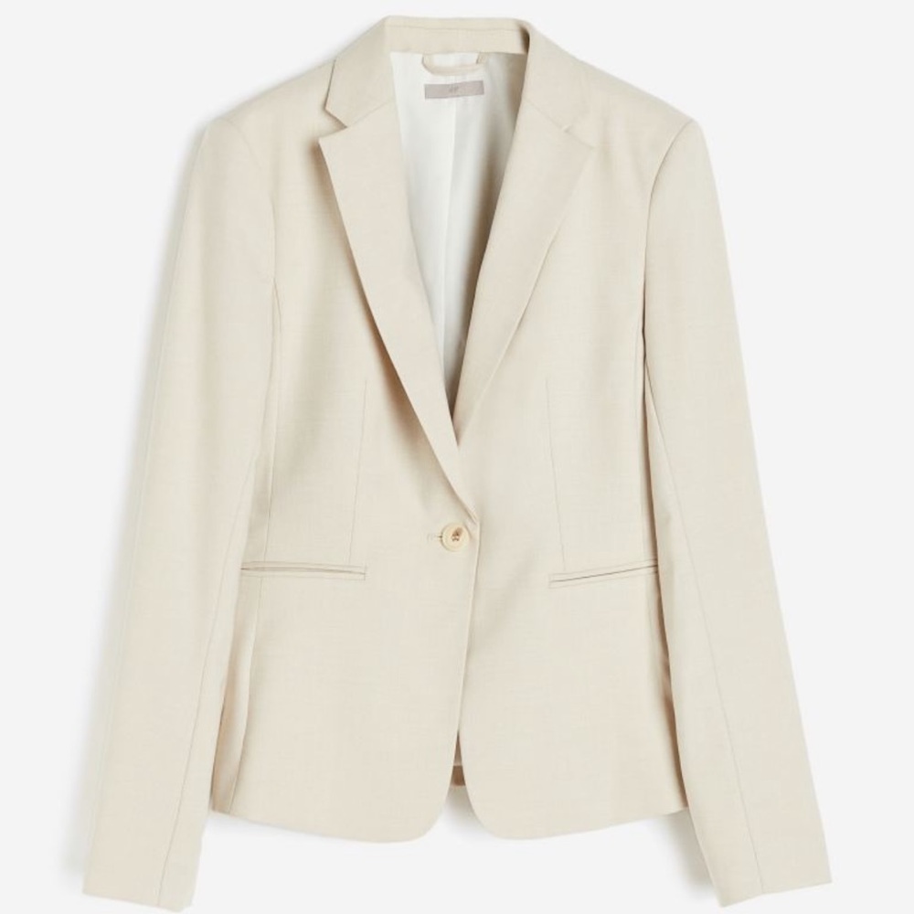 Light beige fitted blazer